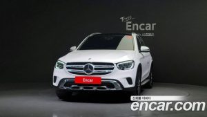 Mercedes-Benz GLC-Class GLC220 d 4MATIC 2021 года из Южной Кореи