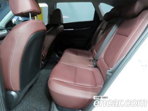 Kia Seltos Бензин 1.6 Turbo 2WD 2020 года из Южной Кореи