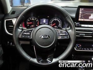 Kia Seltos Бензин 1.6 Turbo 2WD 2020 года из Южной Кореи