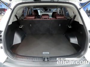 Kia Seltos Бензин 1.6 Turbo 2WD 2020 года из Южной Кореи