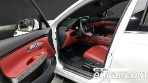 Genesis GV70 2.5T Бензин AWD 2023 года из Южной Кореи