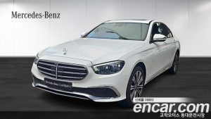 Mercedes-Benz E-Class E300e 4MATIC Exclusive 2023 года из Южной Кореи