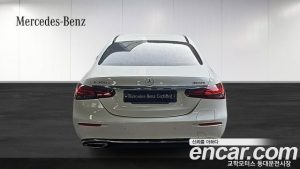 Mercedes-Benz E-Class E300e 4MATIC Exclusive 2023 года из Южной Кореи