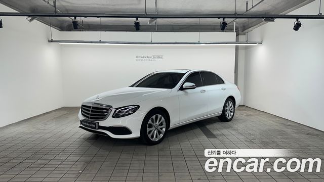 Mercedes-Benz E-Class E220d 4MATIC Exclusive 2019 года из Кореи