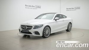 Mercedes-Benz C-Class C200 Coupe 2023 года из Южной Кореи