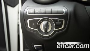 Mercedes-Benz C-Class C200 Coupe 2023 года из Южной Кореи