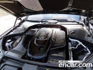 Mercedes-Benz S-Class S400 d 4MATIC 2021 года из Южной Кореи