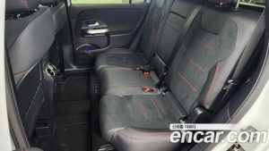Mercedes-Benz GLB-Class GLB250 4MATIC 2023 года из Южной Кореи