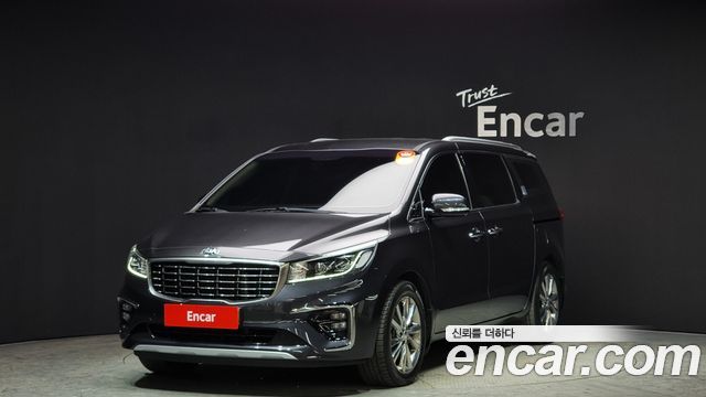 Kia Carnival 9-Seater Noblesse Special 2020 года из Кореи