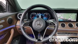 Mercedes-Benz E-Class E250 Exclusive 2021 года из Южной Кореи