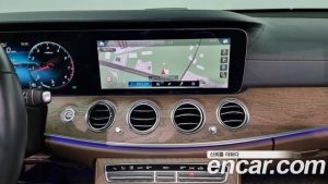 Mercedes-Benz E-Class E250 Exclusive 2021 года из Южной Кореи
