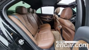 Mercedes-Benz E-Class E250 Exclusive 2021 года из Южной Кореи