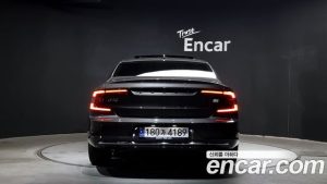 Volvo S90 T8 AWD ULTIMATE Bright 2024 года из Южной Кореи