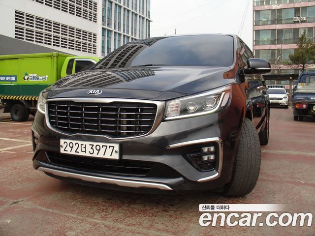 Kia Carnival 7-Seater Limousine 2020 года из Кореи
