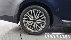 Kia K7 3.0 GDI Noblesse 2020 года из Южной Кореи