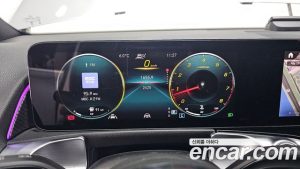 Mercedes-Benz GLB-Class GLB250 4MATIC 2023 года из Южной Кореи