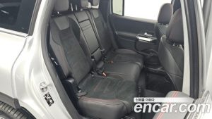 Mercedes-Benz GLB-Class GLB250 4MATIC 2023 года из Южной Кореи