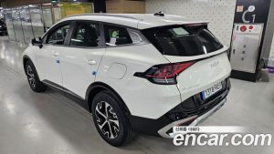 Kia Sportage Signature 2WD 2024 года из Южной Кореи