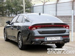 Kia K5 2.0 2021 года из Южной Кореи