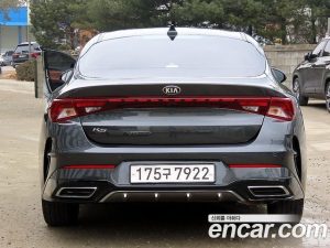 Kia K5 2.0 2021 года из Южной Кореи