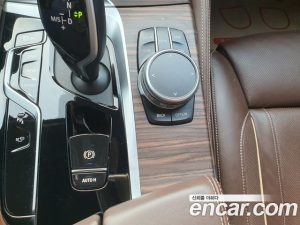 BMW 5-Series 523d M Sport 2021 года из Южной Кореи