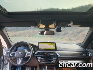 BMW 5-Series 523d M Sport 2021 года из Южной Кореи