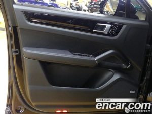 Porsche Cayenne 3.0 Coupe 2020 года из Южной Кореи