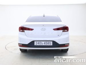 Hyundai AVANTE 1.6 2020 года из Южной Кореи
