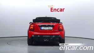 Mini Cooper Convertible JCW 2022 года из Южной Кореи