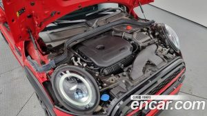 Mini Cooper Convertible JCW 2022 года из Южной Кореи