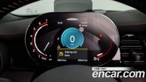 Mini Cooper Convertible JCW 2022 года из Южной Кореи