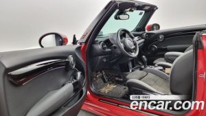 Mini Cooper Convertible JCW 2022 года из Южной Кореи