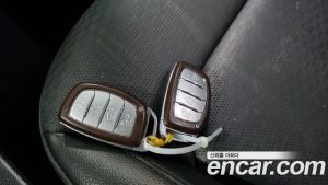 Hyundai AVANTE 1.6 2020 года из Южной Кореи