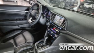 Hyundai AVANTE 1.6 2020 года из Южной Кореи