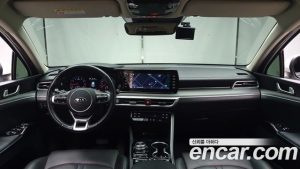 Kia K5 2.0 2020 года из Южной Кореи