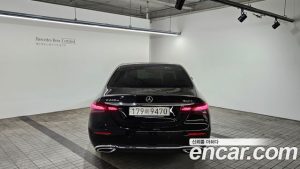 Mercedes-Benz E-Class E220d 4MATIC Exclusive 2023 года из Южной Кореи