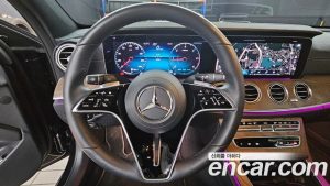 Mercedes-Benz E-Class E220d 4MATIC Exclusive 2023 года из Южной Кореи