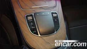 Mercedes-Benz E-Class E220d 4MATIC Exclusive 2023 года из Южной Кореи