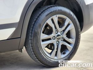 Kia Seltos Бензин 1.6 Turbo 2WD 2020 года из Южной Кореи