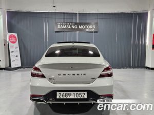 Genesis G70 Бензин 2.5T 4WD 2024 года из Южной Кореи