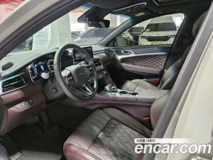 Genesis G70 Бензин 2.5T 4WD 2024 года из Южной Кореи