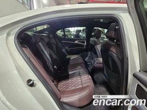 Genesis G70 Бензин 2.5T 4WD 2024 года из Южной Кореи