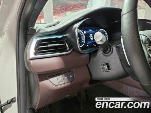 Genesis G70 Бензин 2.5T 4WD 2024 года из Южной Кореи