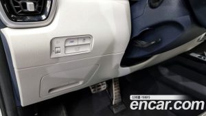 Kia Sorento HEV 1.6 2WD 2022 года из Южной Кореи