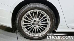 Audi A6 40 TDI 4WD Premium 2021 года из Южной Кореи