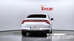 Kia K8 Signature 2022 года из Южной Кореи
