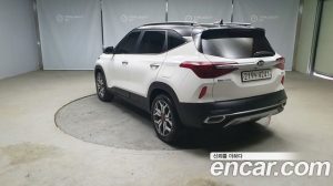 Kia Seltos Бензин 1.6 Turbo 2WD 2020 года из Южной Кореи