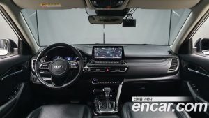 Kia Seltos Бензин 1.6 Turbo 2WD 2020 года из Южной Кореи