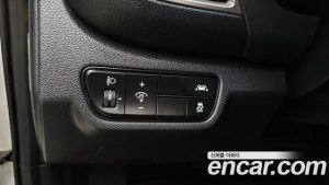 Kia Seltos Бензин 1.6 Turbo 2WD 2020 года из Южной Кореи