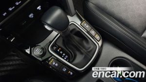 Kia Seltos Бензин 1.6 Turbo 2WD 2020 года из Южной Кореи